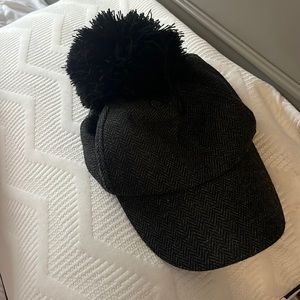 POMPOM baseball hat